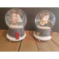 Wholesale Romantic Valentine Medium Size Snow Globe