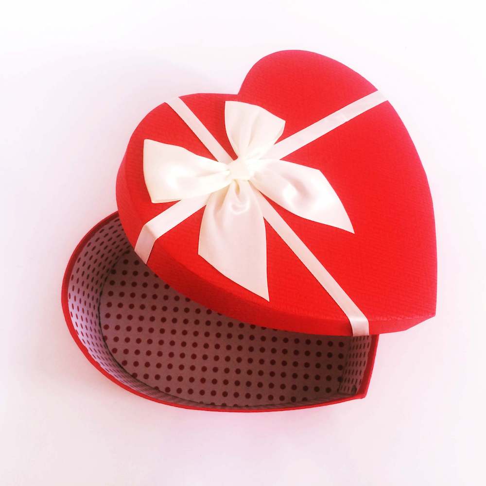 Red Heart Gift Box