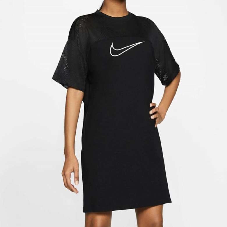 Nike CJ4049-010 T-Shirt Dress