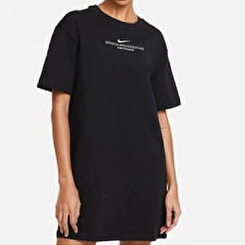 Nike CZ9406-010 T-Shirt Dress