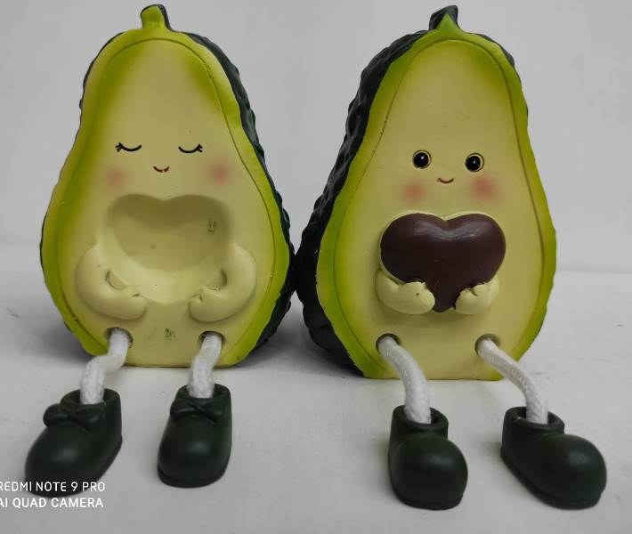 Avocado Trinket With Swinging Feet