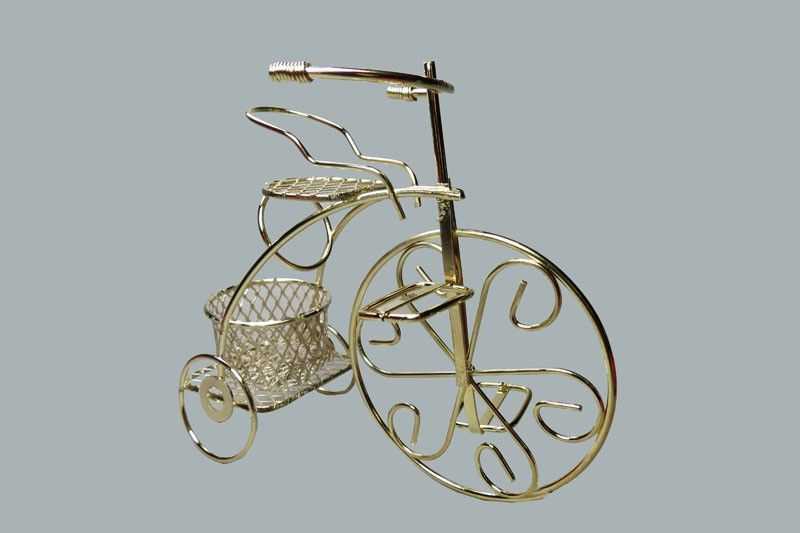 Bicycle With Wire Basket Gold P10-300