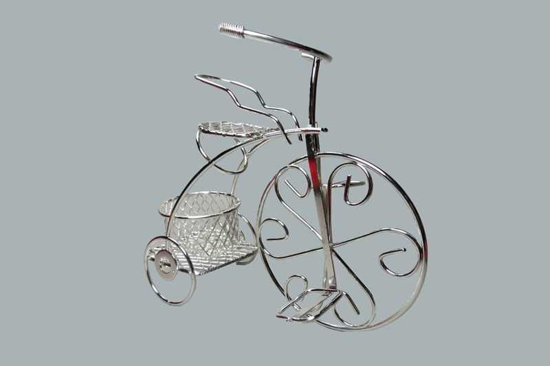 Bicycle With Wire Basket Silver P10-300