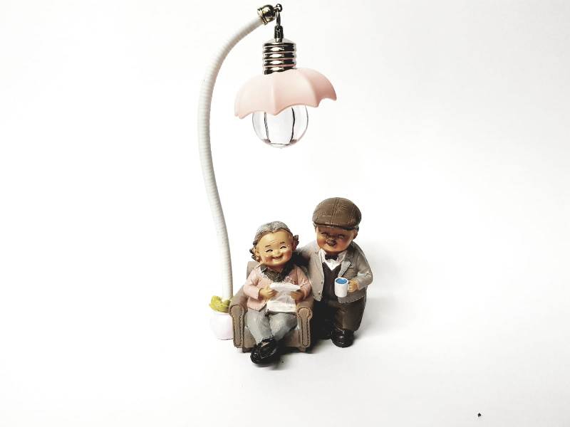 Nine Dede Double Themed Decorative Table Lamp