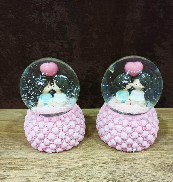 Large Size Lover Snow Globe with Spray