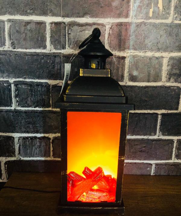 Nostalgic Light Lamp With Fireplace Look