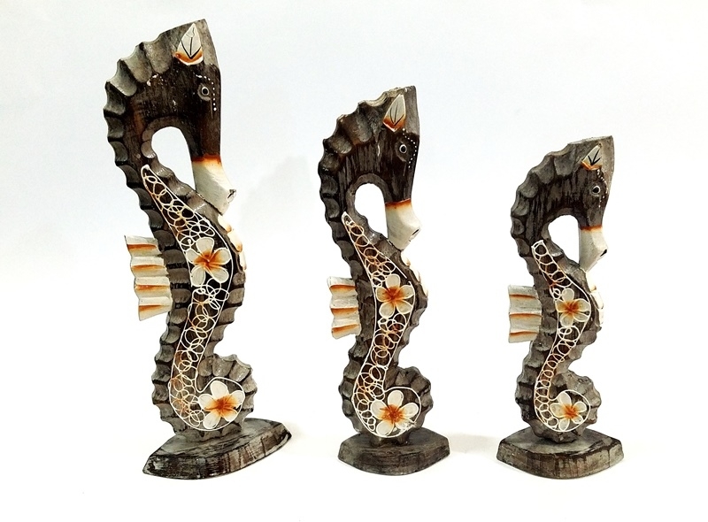 Wholesale Wooden Triple Sea Horse Figurines 35 cm