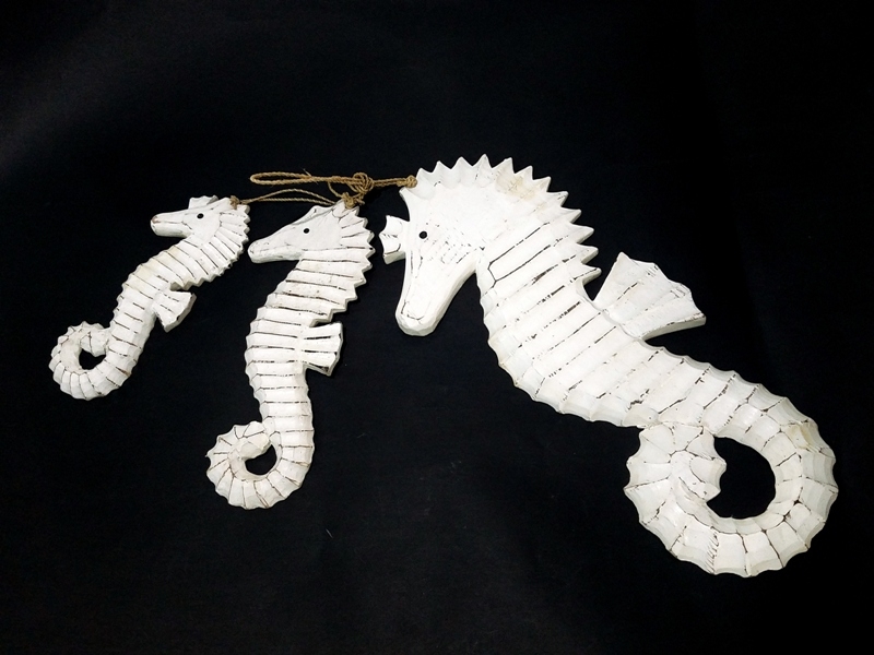 Wholesale Wooden Sea Horse Hanging Wall Ornament