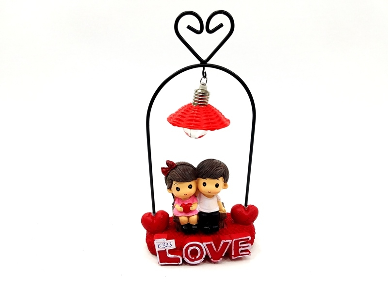 Wholesale Romantic Couple Sitting Bench Themed Table Lamp