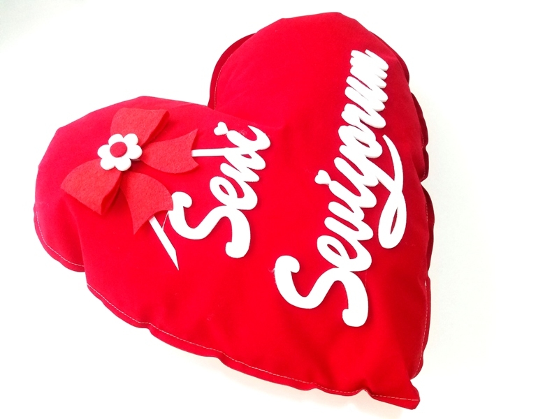 Wholesale Large Heart Pillow 45 cm