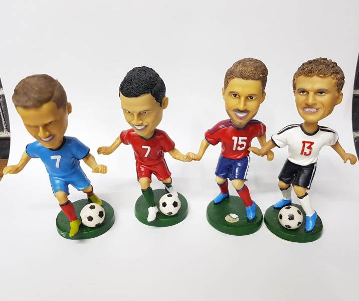 Wholesale Decorative Football Player Trinket