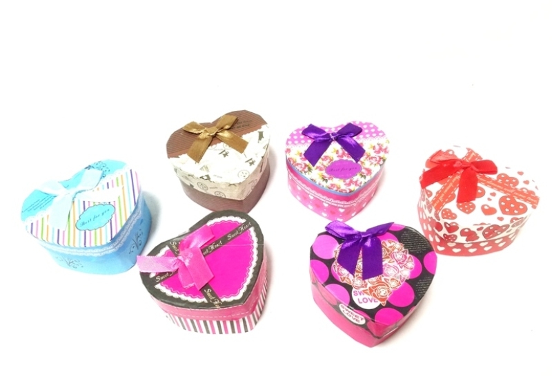 Wholesale Heart Gift Box