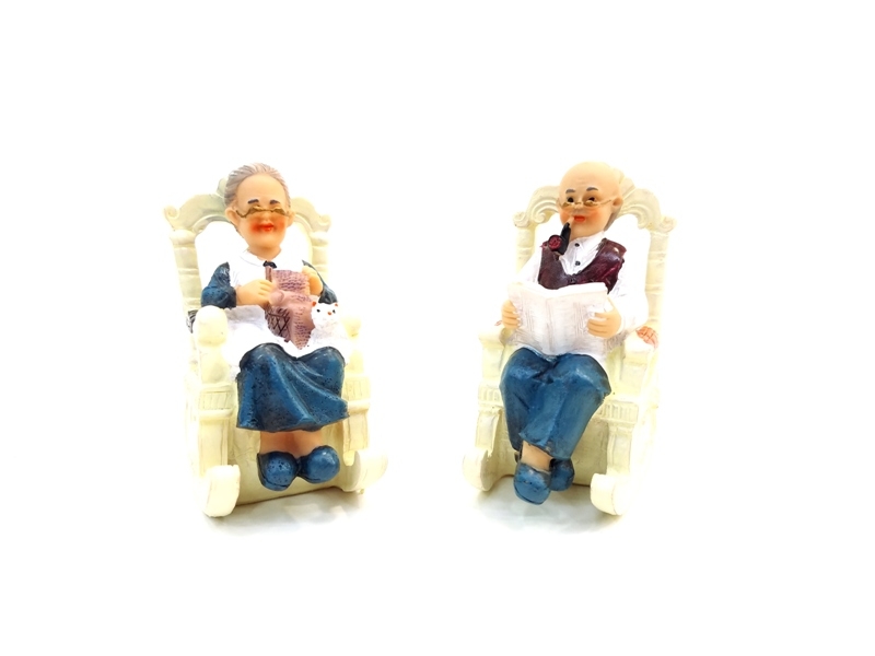 Wholesale Small Size Sofa Sitting Granny Grandpa Trinket