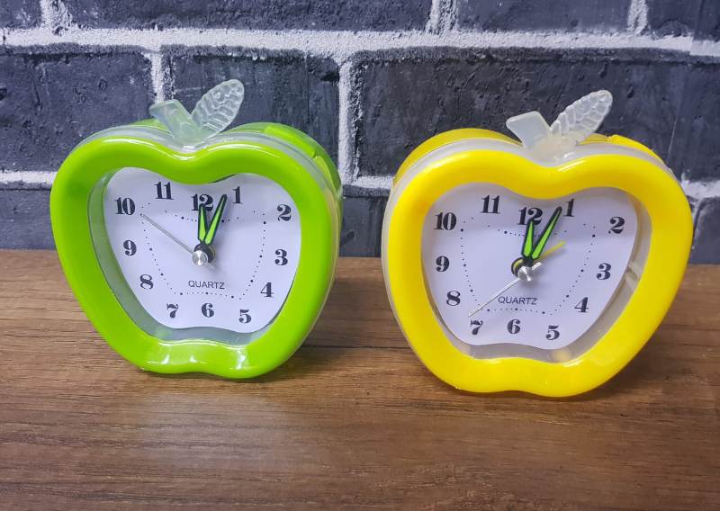 Wholesale Desktop Apple Clock