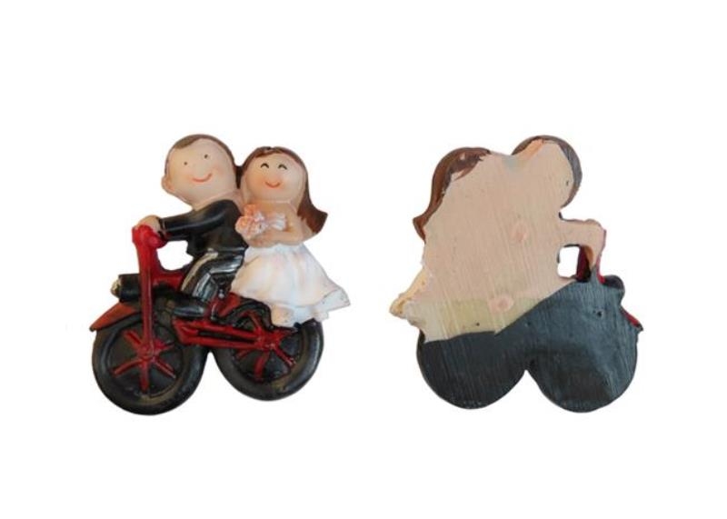 Wholesale Wedding Candy Material Bride Groom Magnet Trinket