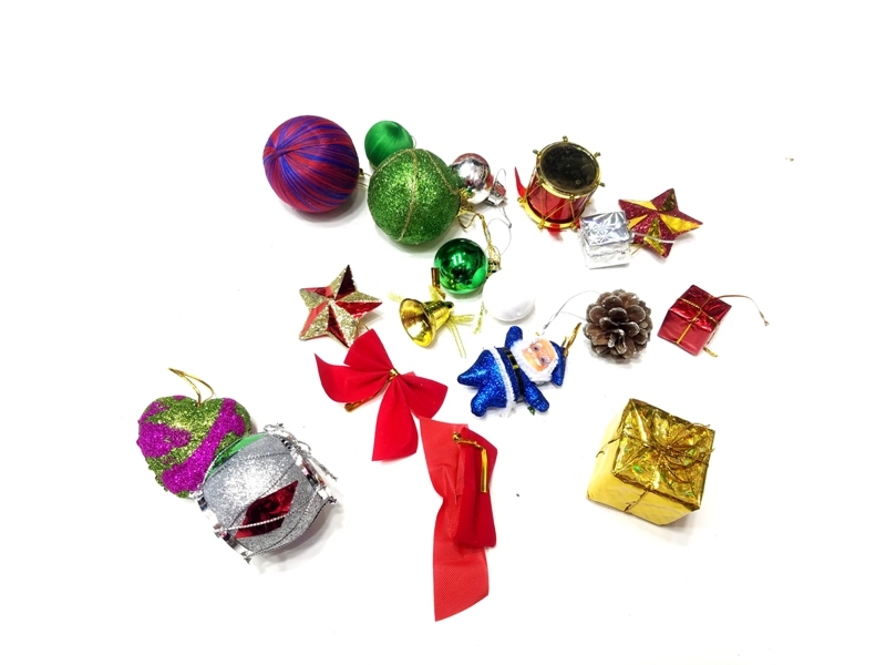 Wholesale Christmas Tree Decorations 19 pieces