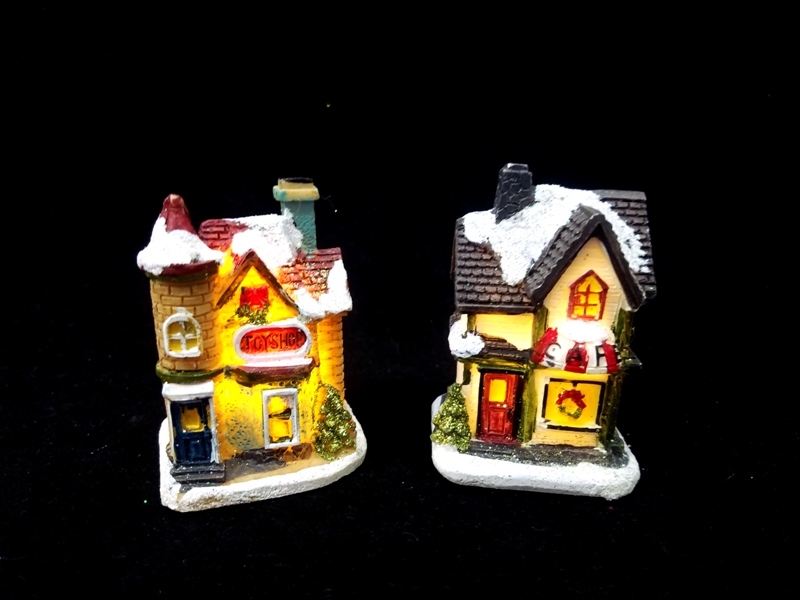 Wholesale Christmas House Trinket Small Size