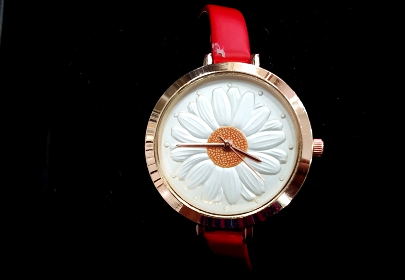 Wholesale Daisy Patterned Women's Wristwatches