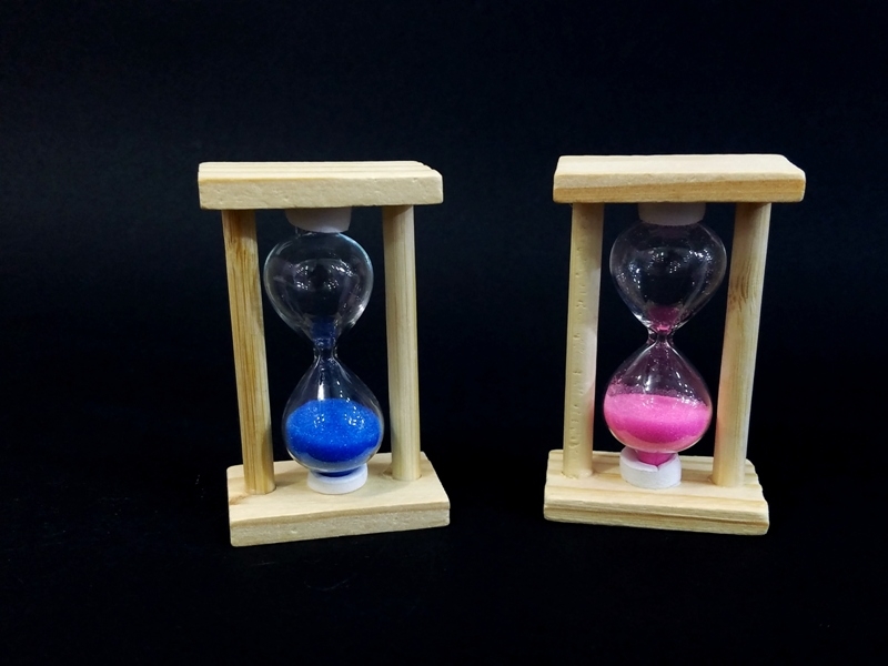 Cheap Wooden Hourglass For Wholesale Promotion