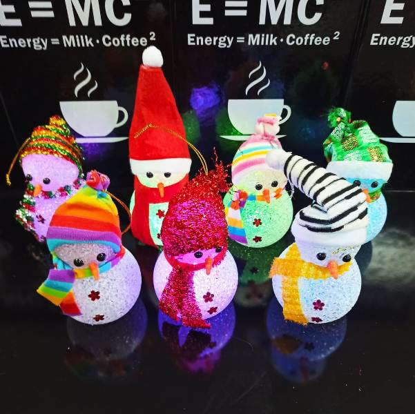 Wholesale Color Changing Snowman Lamp