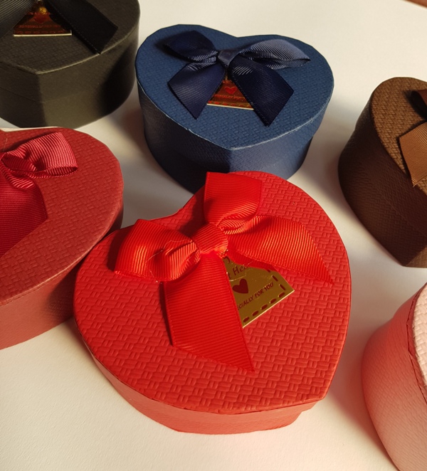 Wholesale Colorful Heart Shaped Gift Boxes