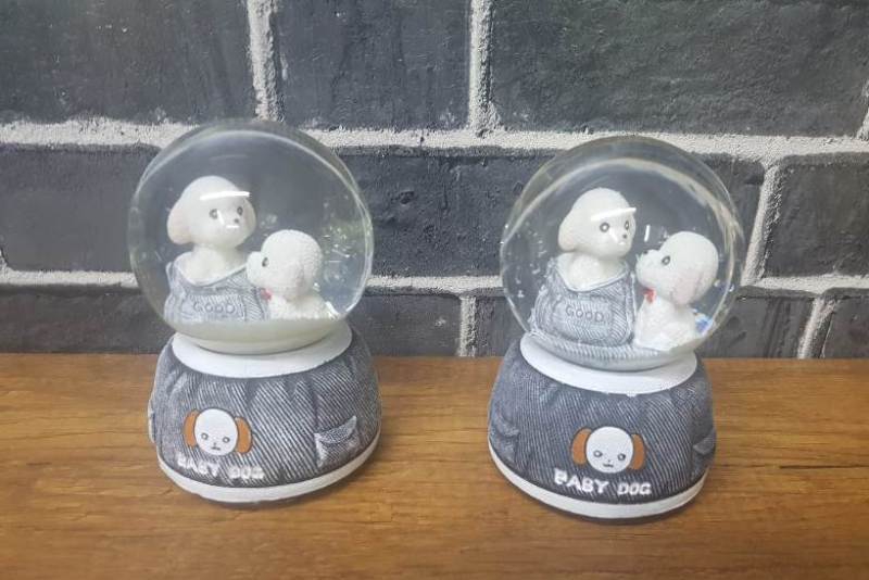 Wholesale Cute Dog Snow Globe And Music Box