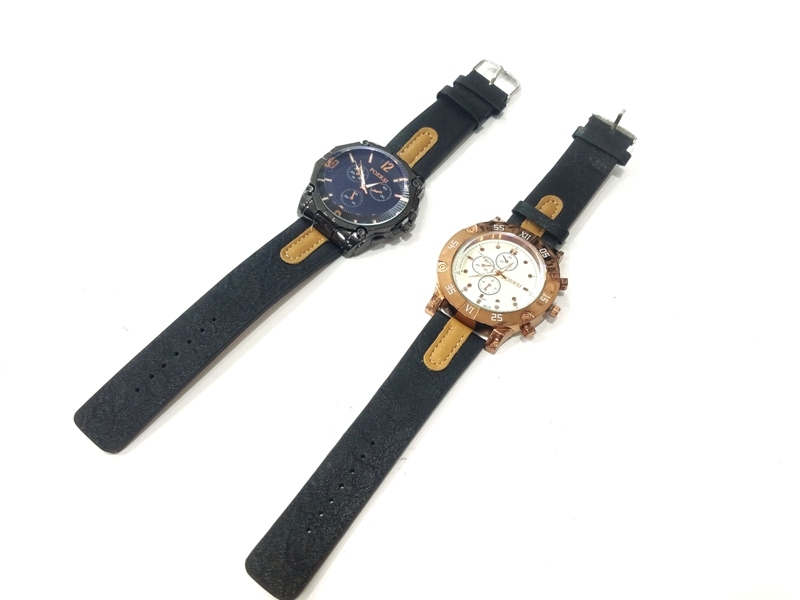 Wholesale Men's Wristwatch With Suede Strap